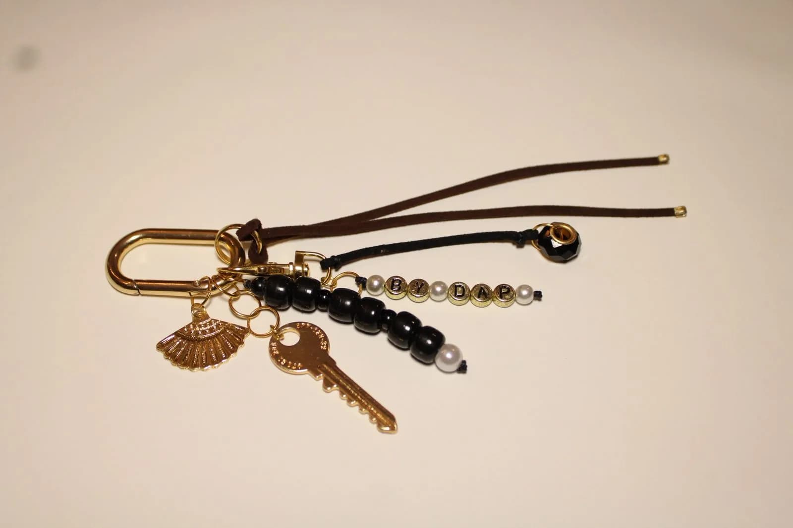 Bag charm By DAP, feito à mão