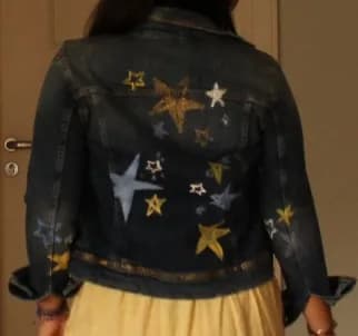 Peça de roupa pintada à mão pela By DAP